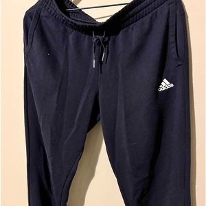 Comfy light sweat pants. Medium
